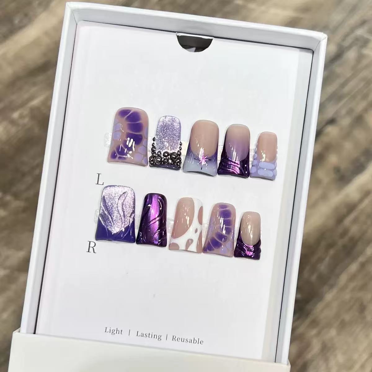 Live streaming nail shooting, wear-on nails available
